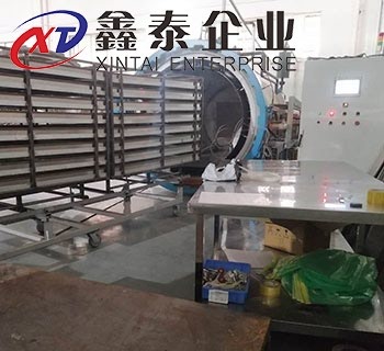 復合材料熱壓罐真空袋減少其漏氣的方法